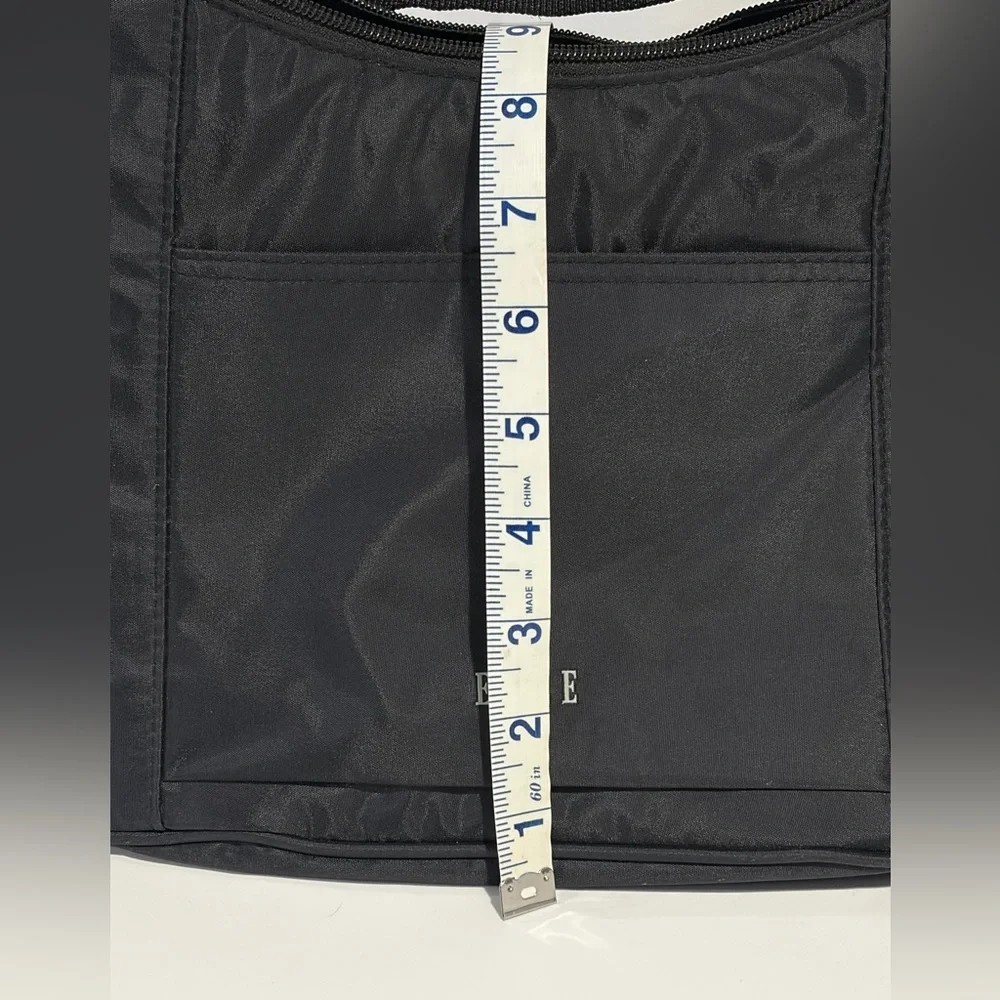 Elle Black Women's Insulated Lunch Bag‎